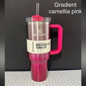 NWT STANLEY CAMILA OMBRÉ 40oz